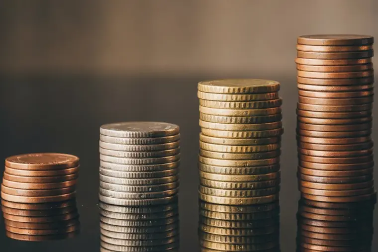 How Compound Interest Works, for Savers and Borrowers