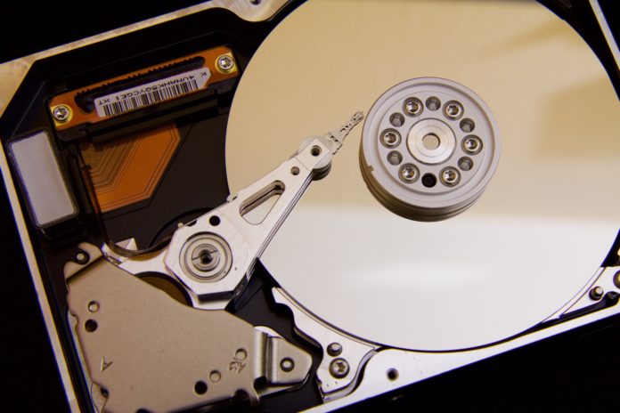 silver hard drive interals 33278 scaled